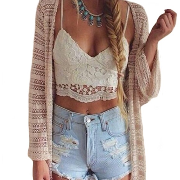 Boho Lace Crop Top - Picture 3 of 4